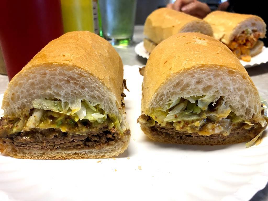 Domilises Po-Boy & Bar | restaurant | 5240 Annunciation St, New Orleans, LA 70115, USA | 5048999126 OR +1 504-899-9126