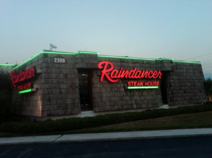 Raindancer Steak House | restaurant | 2300 Palm Beach Lakes Blvd, West Palm Beach, FL 33409, USA | 5616842810 OR +1 561-684-2810