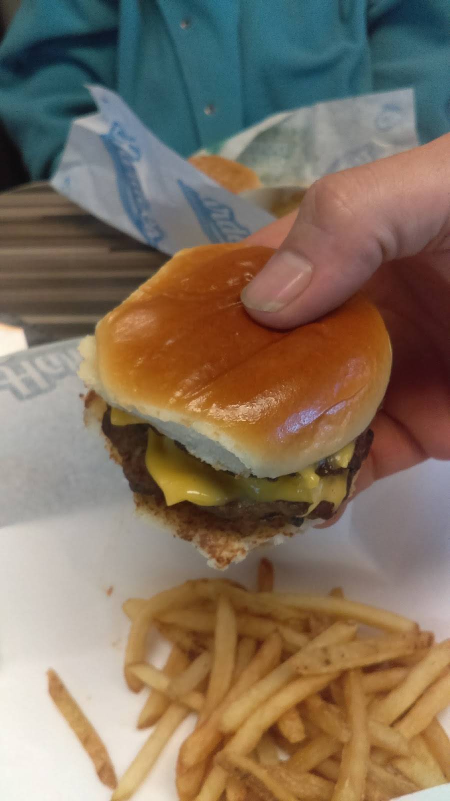 Hardees | restaurant | 2518 Carolina Beach Rd, Wilmington, NC 28401, USA | 9107623904 OR +1 910-762-3904