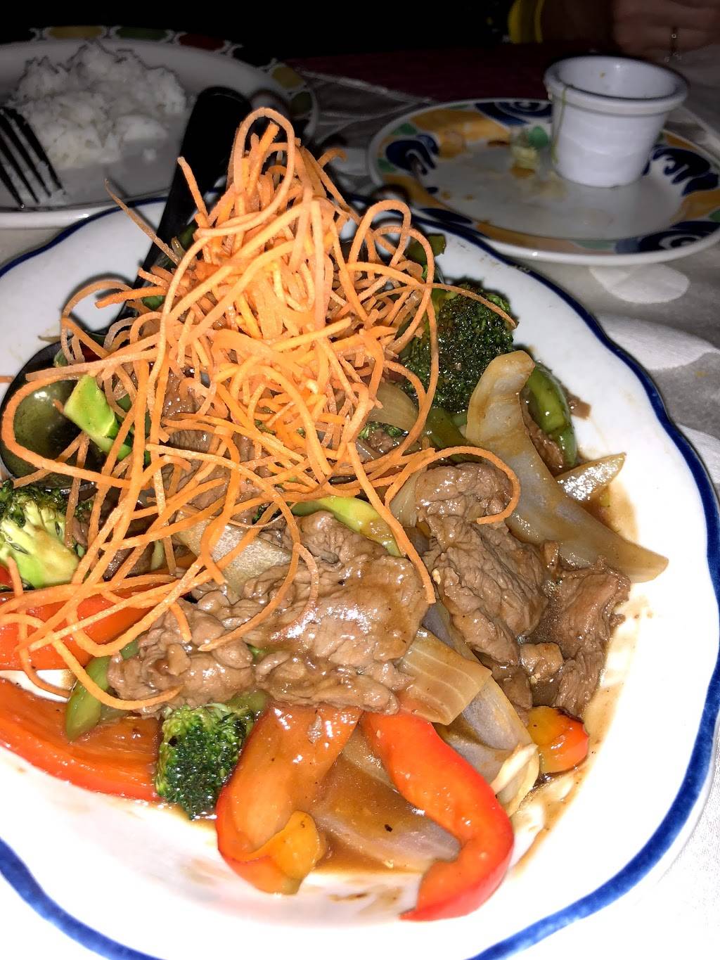 Restaurant Le Parfum dAsie | restaurant | 9181 Boulevard Henri-Bourassa, Québec, QC G1G 4E5, Canada | 4186345050 OR +1 418-634-5050