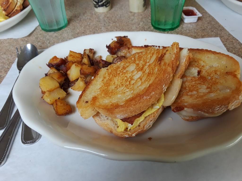 All Day Breakfast | restaurant | 55 Western Ave, Kennebunk, ME 04043, USA | 2079675132 OR +1 207-967-5132