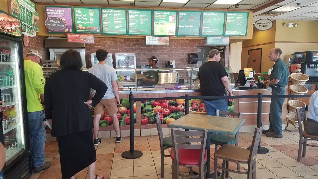 Subway | restaurant | 920 Trowbridge Rd, East Lansing, MI 48823, USA | 5173363300 OR +1 517-336-3300