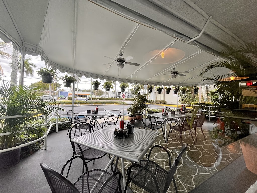 BEES KNEES DINER DELRAY BEACH | restaurant | 2410 N Federal Hwy, Delray Beach, FL 33483, USA | 5614552809 OR +1 561-455-2809