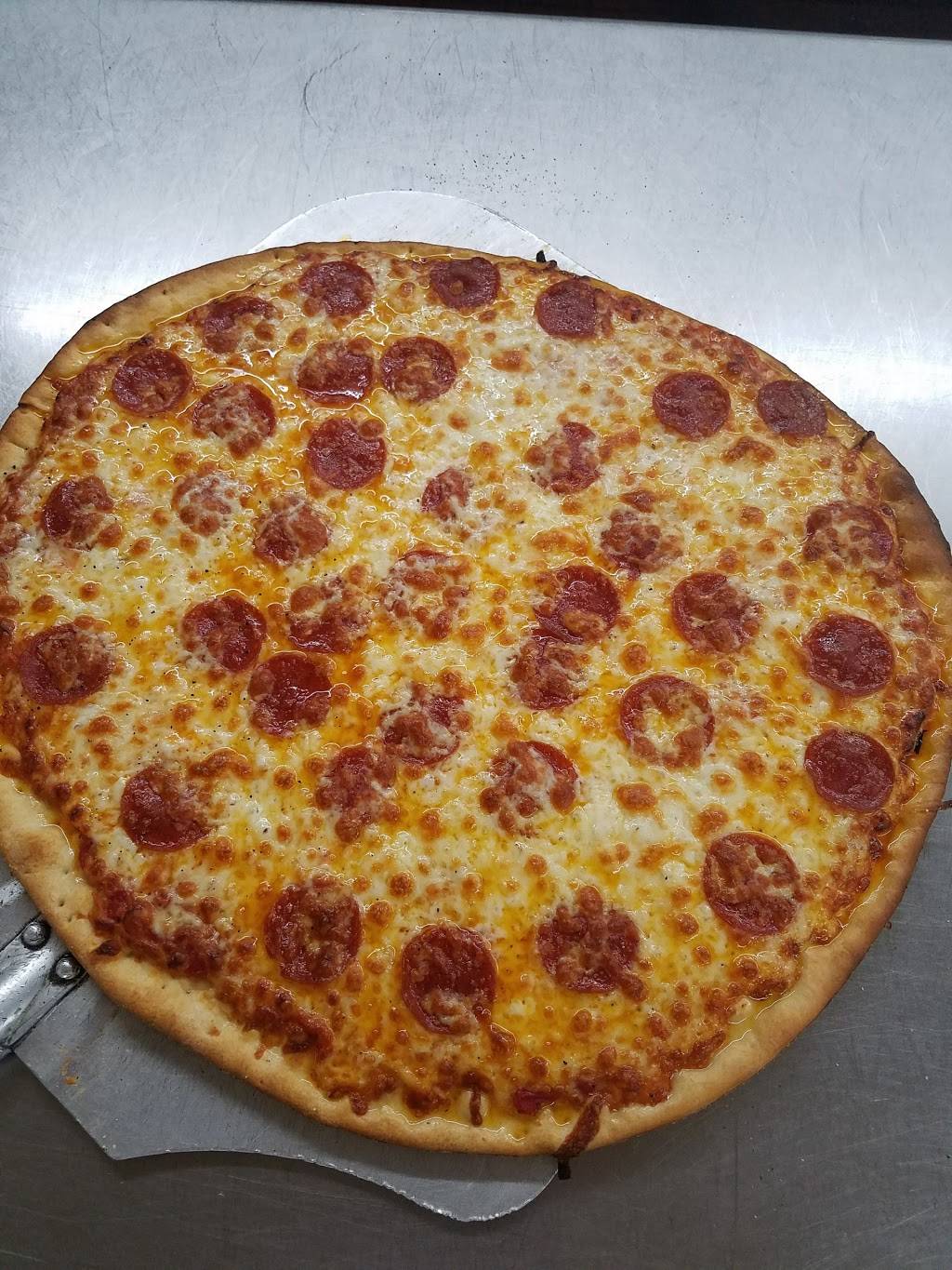 River Cafe & Bar | restaurant | 2826 Thatcher Ave, River Grove, IL 60171, USA | 7084521200 OR +1 708-452-1200