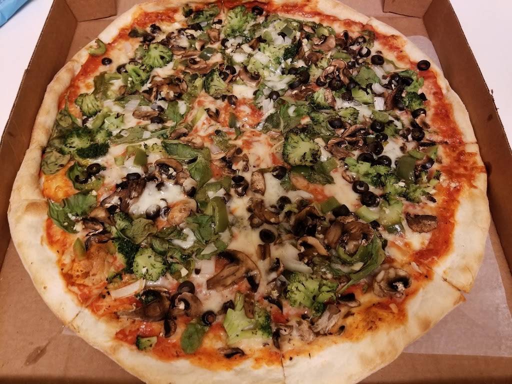 Torinos Pizza & Italian restaurant | meal delivery | 2871 Clayton Crossing Way #1057, Oviedo, FL 32765, USA | 4076720007 OR +1 407-672-0007