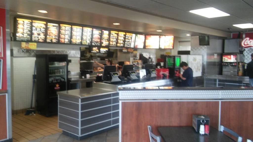 Carls Jr. | restaurant | 16229 Paramount Blvd, Paramount, CA 90723, USA | 5625318662 OR +1 562-531-8662