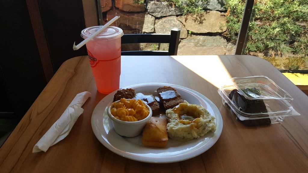 Boston Market | restaurant | 667 W Boston Post Rd, Mamaroneck, NY 10543, USA | 9147771017 OR +1 914-777-1017