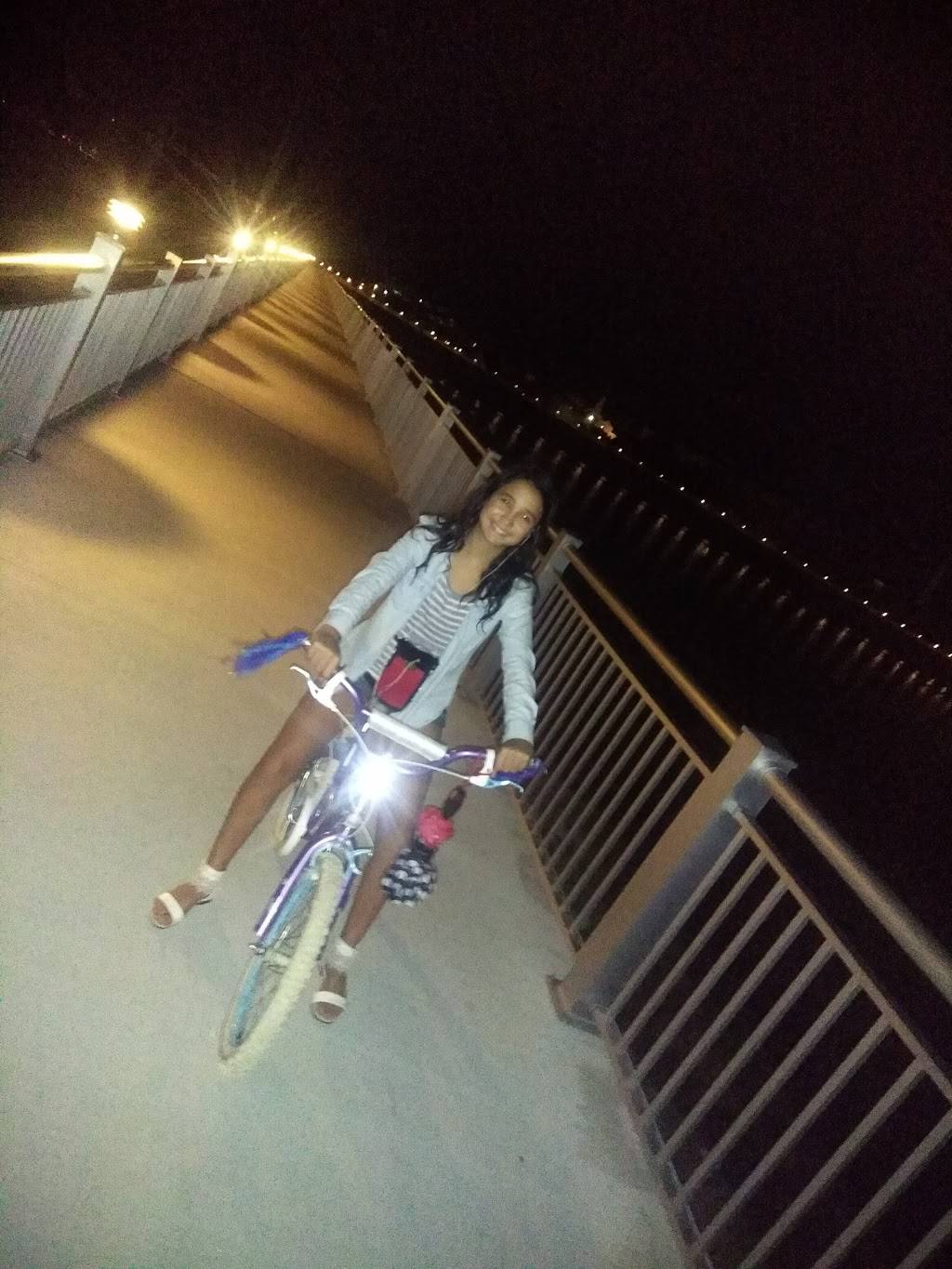 Demellos Produce Market | meal takeaway | 1275 Cove Rd, New Bedford, MA 02744, USA | 5089928879 OR +1 508-992-8879