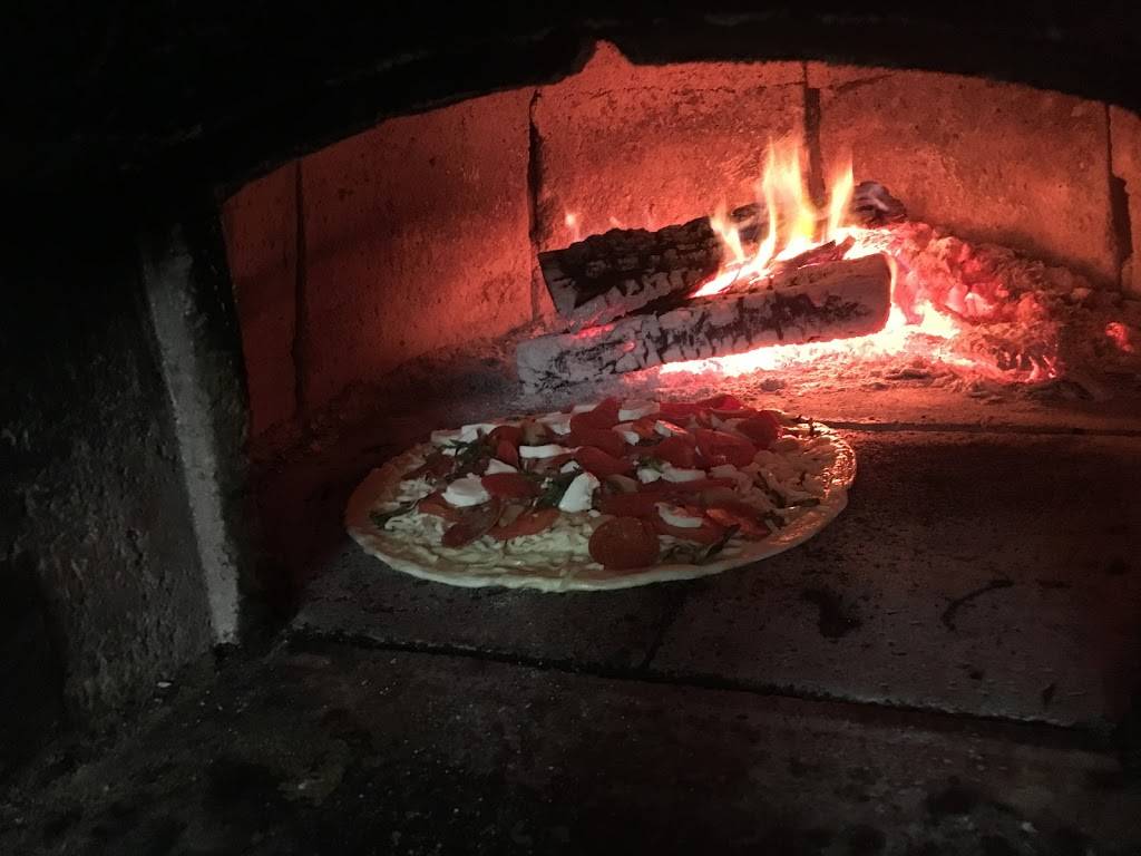 sulla strada pizza | restaurant | 2806 N St Marys St, San Antonio, TX 78212, USA | 2102944432 OR +1 210-294-4432