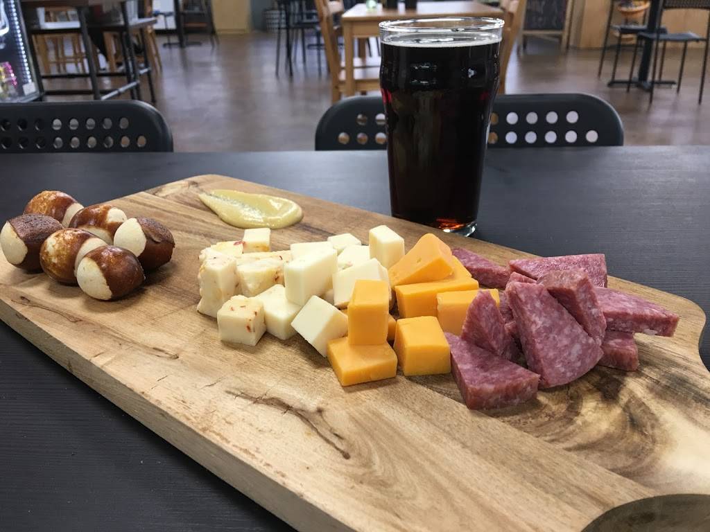 Oasis Corner Market | restaurant | 19904 Augusta Dr #5, Lawrenceburg, IN 47025, USA | 8125770670 OR +1 812-577-0670