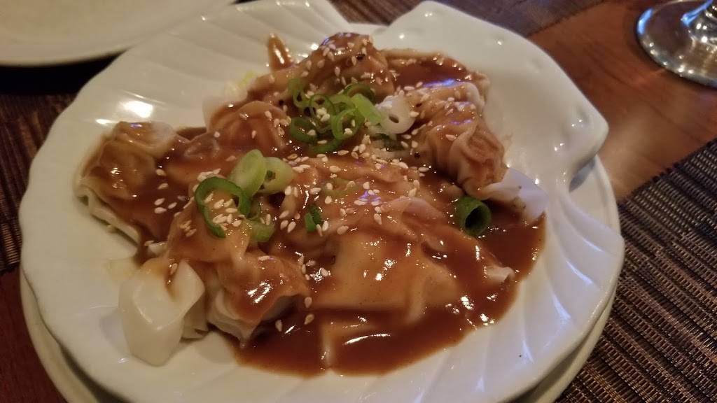 Restaurant Royaume Khmer | restaurant | 310 Boulevard Sir-Wilfrid-Laurier, Mont-Saint-Hilaire, QC J3H 3N7, Canada | 4504468887 OR +1 450-446-8887