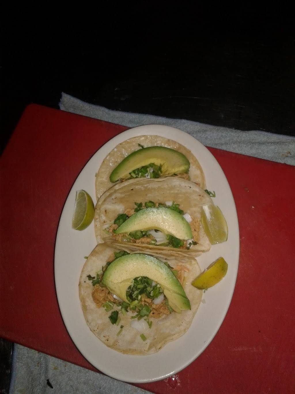 Sams | restaurant | 106 School St, Yonkers, NY 10701, USA | 9149662015 OR +1 914-966-2015