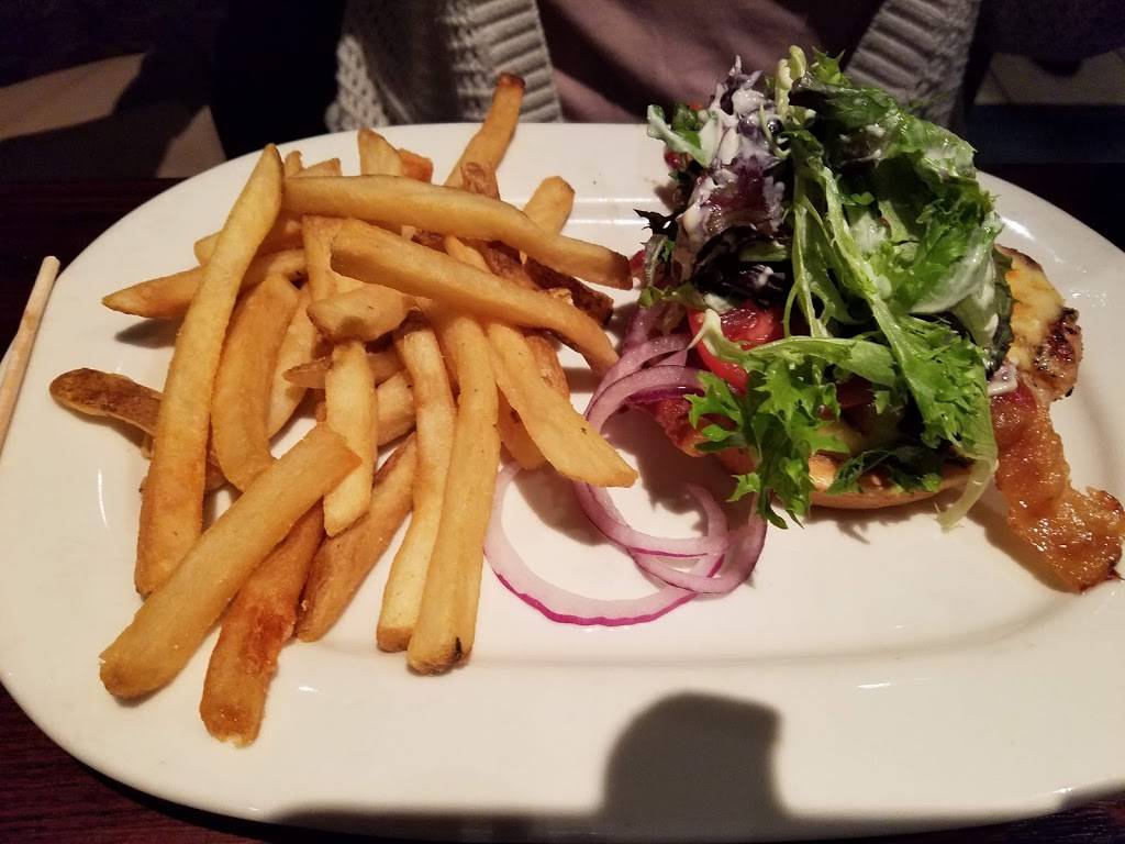 Houlihans | restaurant | 2050 W Rte 70, Cherry Hill, NJ 08002, USA | 8566629300 OR +1 856-662-9300