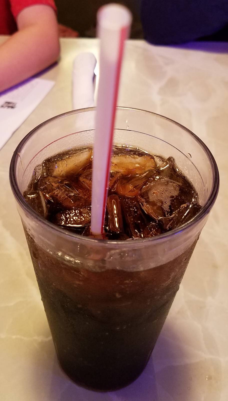 Zebbs Deluxe Grill & Bar | restaurant | 2803 Brewerton Rd, Syracuse, NY 13211, USA | 3154555131 OR +1 315-455-5131