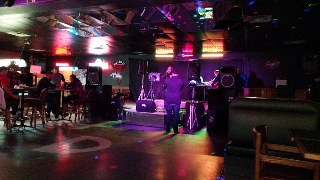 Four Ds Bar & Grill | restaurant | 1706 W Till Rd, Fort Wayne, IN 46818, USA | 2604906488 OR +1 260-490-6488