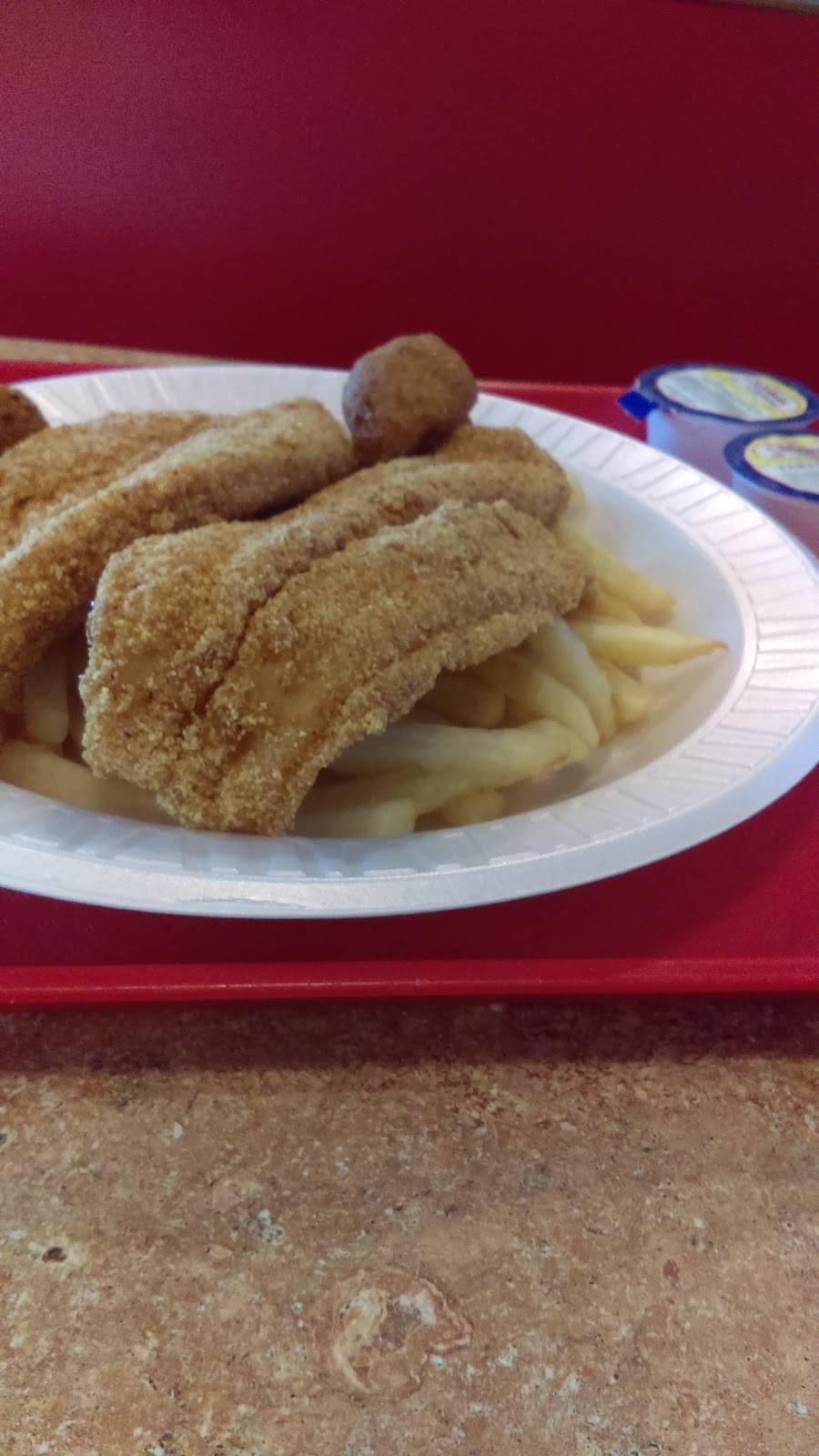 Chicken Express | restaurant | 2211 Railroad Ave, Cisco, TX 76437, USA | 2544423333 OR +1 254-442-3333