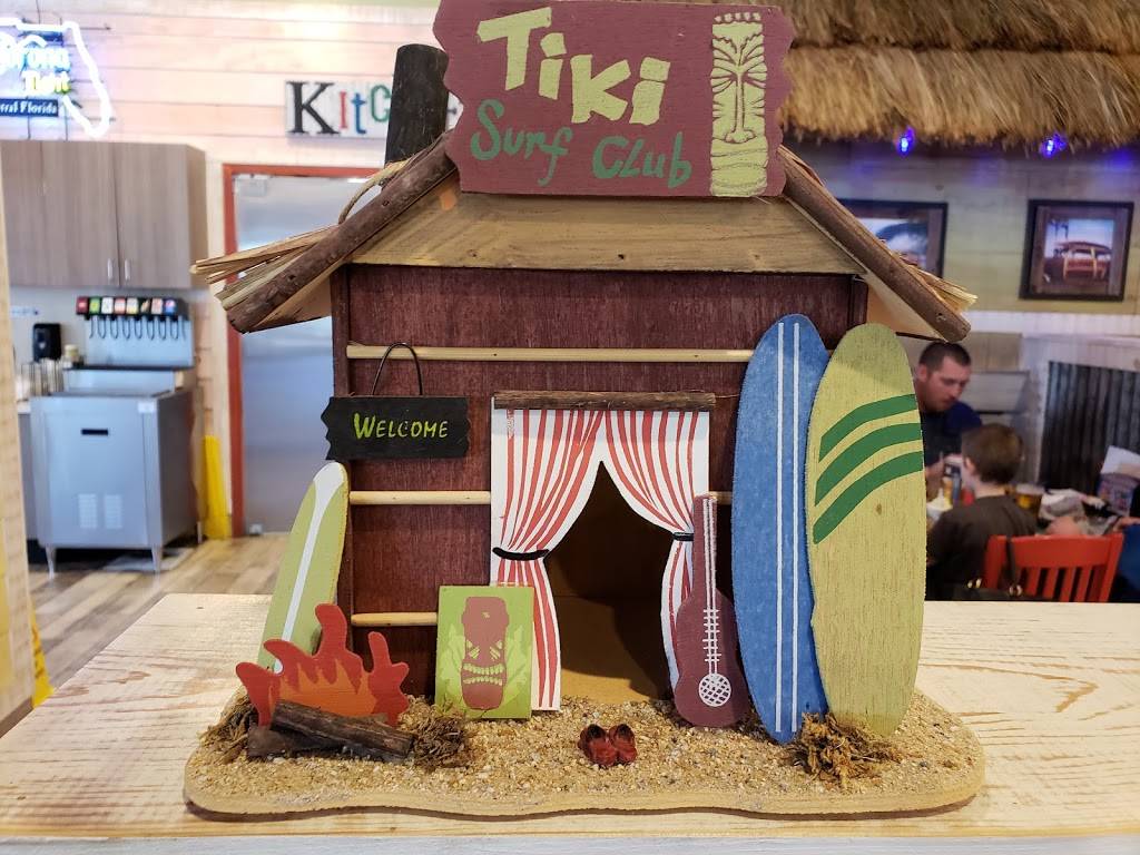 Hurricane Grill & Wings | restaurant | 2209 E Semoran Blvd, Apopka, FL 32703, USA | 4077033271 OR +1 407-703-3271