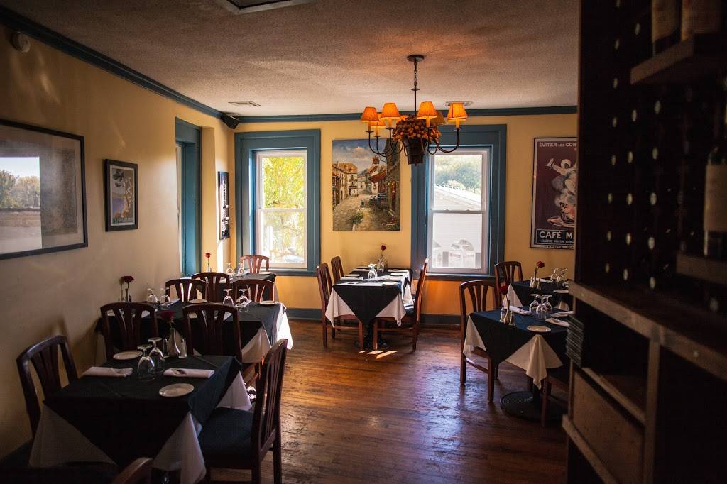 Cafe Des Amis | restaurant | 112 Main St, Parkville, MO 64152, USA | 8165876767 OR +1 816-587-6767