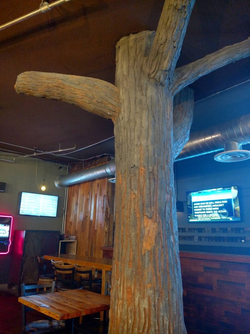 Iron Oak Post | restaurant | 2023 Melbourne Ct, Melbourne, FL 32901, USA | 3213278479 OR +1 321-327-8479