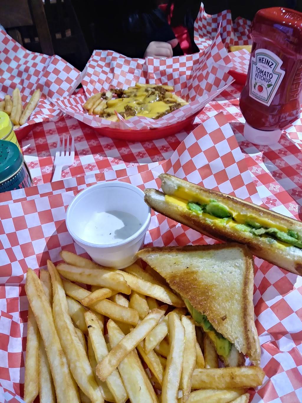 Country Burger | restaurant | 571 Farm to Market 548, Forney, TX 75126, USA | 4696025528 OR +1 469-602-5528