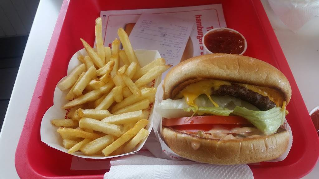 In-N-Out Burger | restaurant | 280 Pyramid Way, Sparks, NV 89431, USA | 8007861000 OR +1 800-786-1000