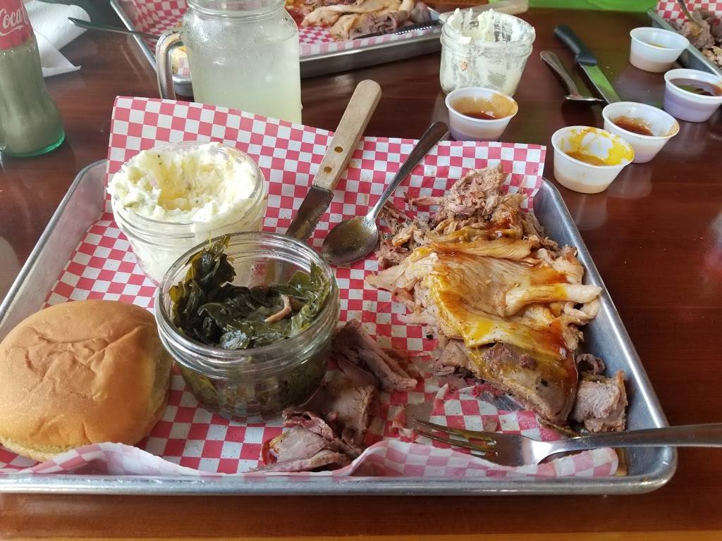 JJs Meat Shak | restaurant | 1607 Magnolia Ave, Buena Vista, VA 24416, USA | 5402611489 OR +1 540-261-1489