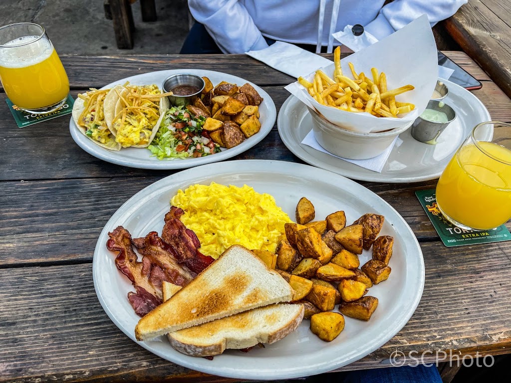 The Old Monk | restaurant | 2847 N Henderson Ave, Dallas, TX 75206, USA | 2148211880 OR +1 214-821-1880