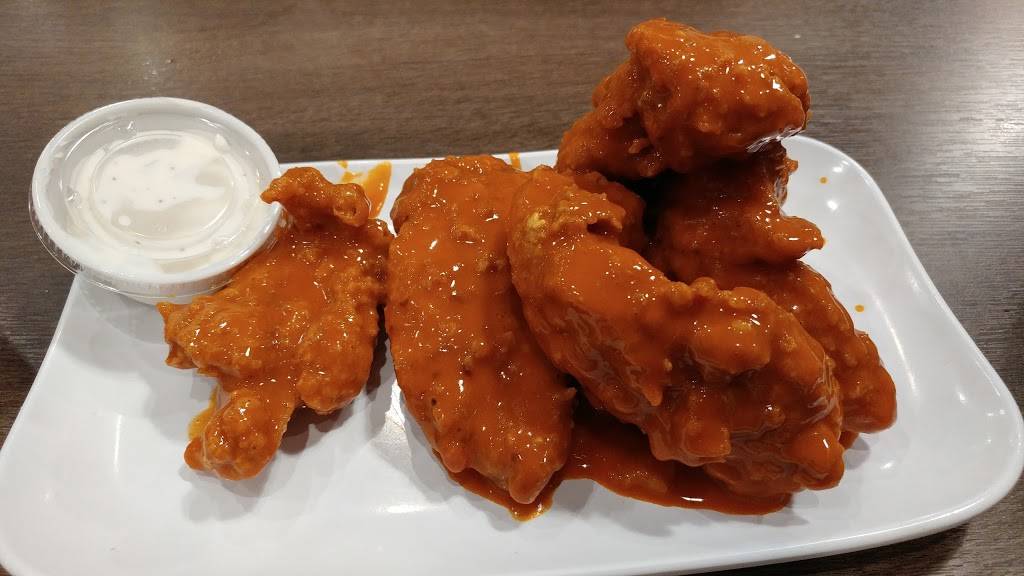 Kravings Pizza and Ice Cream | restaurant | 979 MA-109, Millis, MA 02054, USA | 5083766069 OR +1 508-376-6069