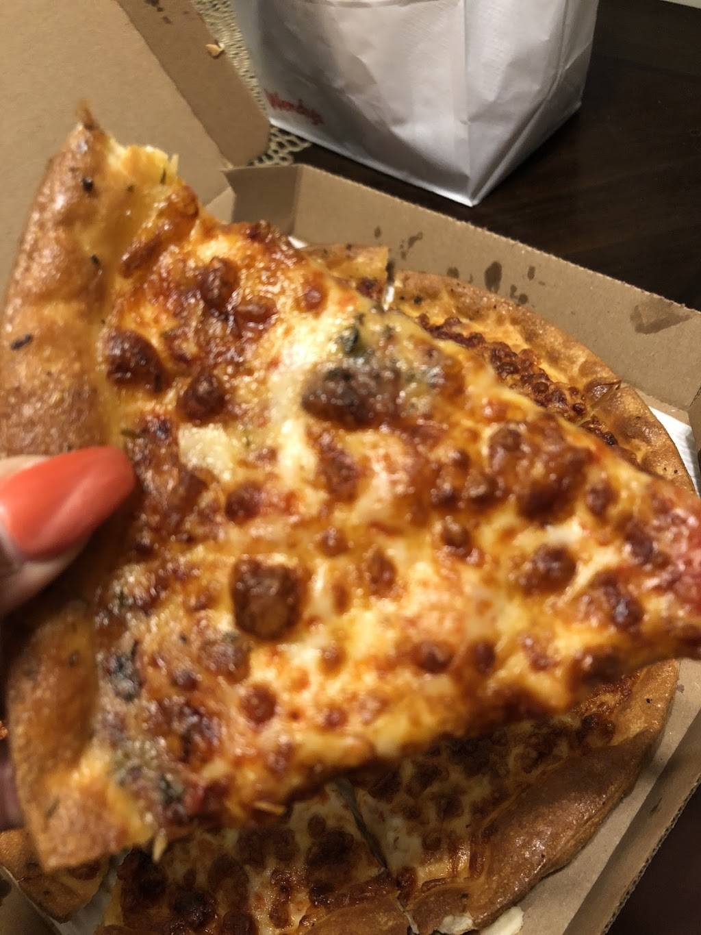 Pizza Hut | meal takeaway | 6429 Glenwood Ave Unit C, Raleigh, NC 27612, USA | 9197811133 OR +1 919-781-1133