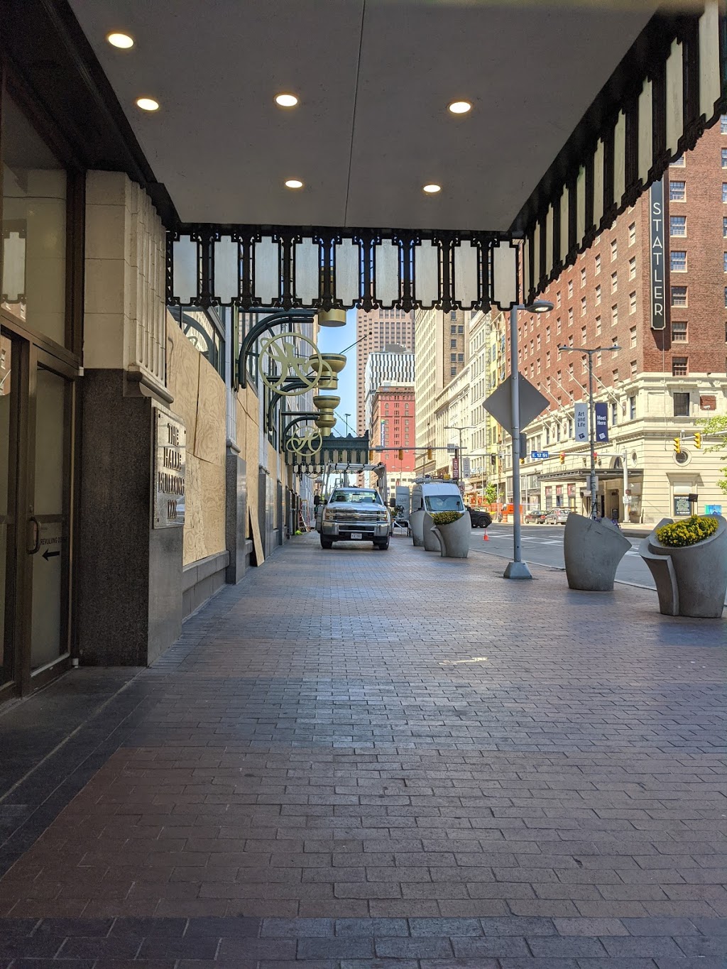 Yours Truly Playhouse Square | restaurant | Playhouse Square, 1228 Euclid Ave, Cleveland, OH 44115, USA | 2166212700 OR +1 216-621-2700