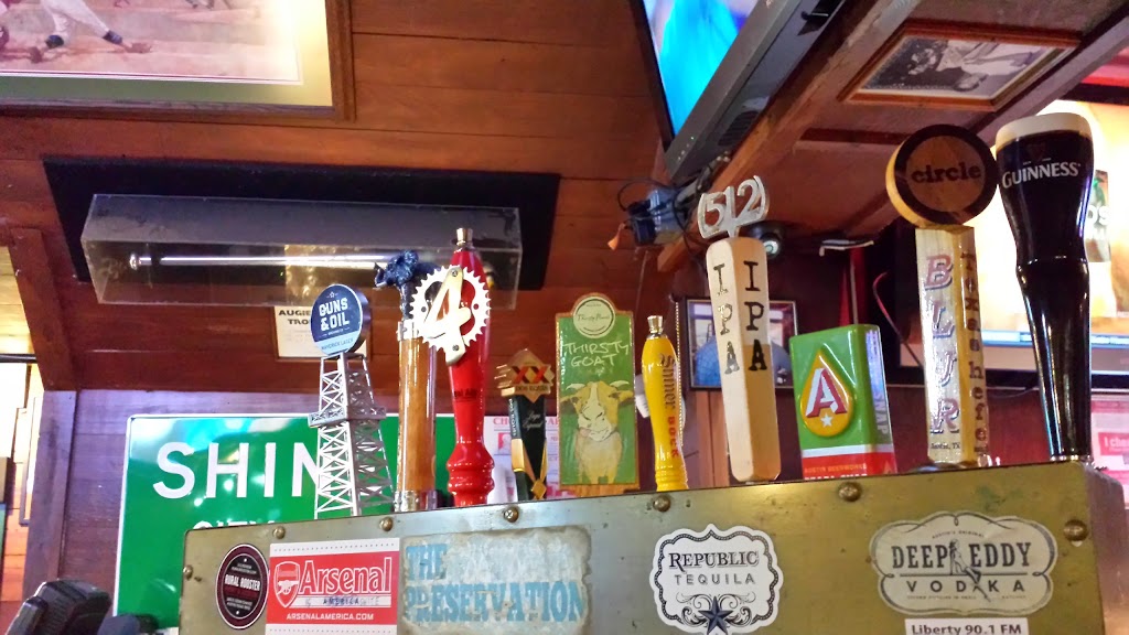 The Tavern | restaurant | 922 W 12th St, Austin, TX 78703, USA | 5123208377 OR +1 512-320-8377