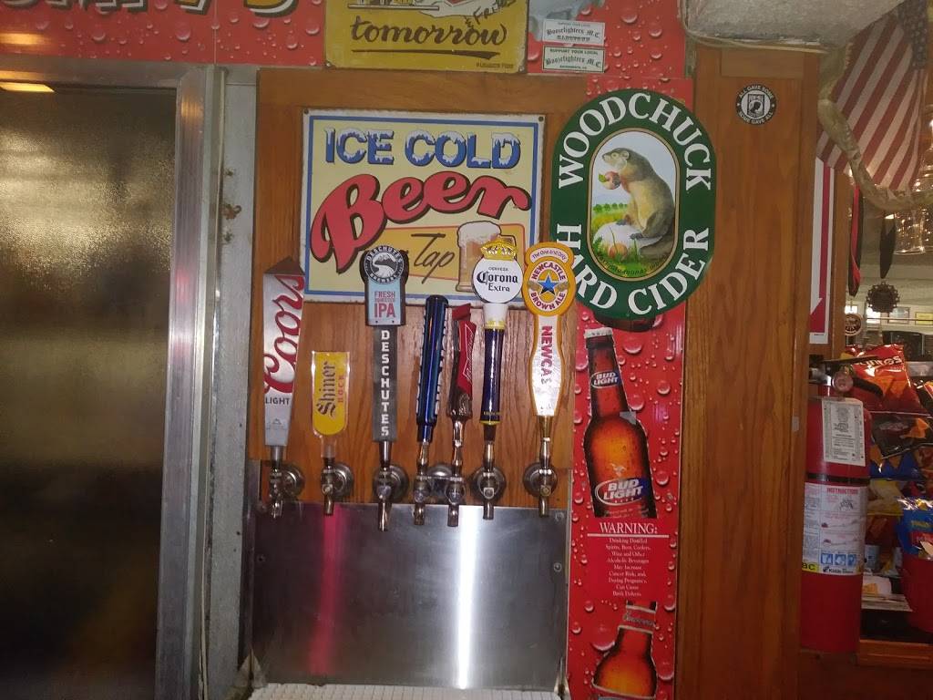 Grumpys Tavern | night club | 4291 Olivehurst Ave, Olivehurst, CA 95961, USA | 5307423128 OR +1 530-742-3128