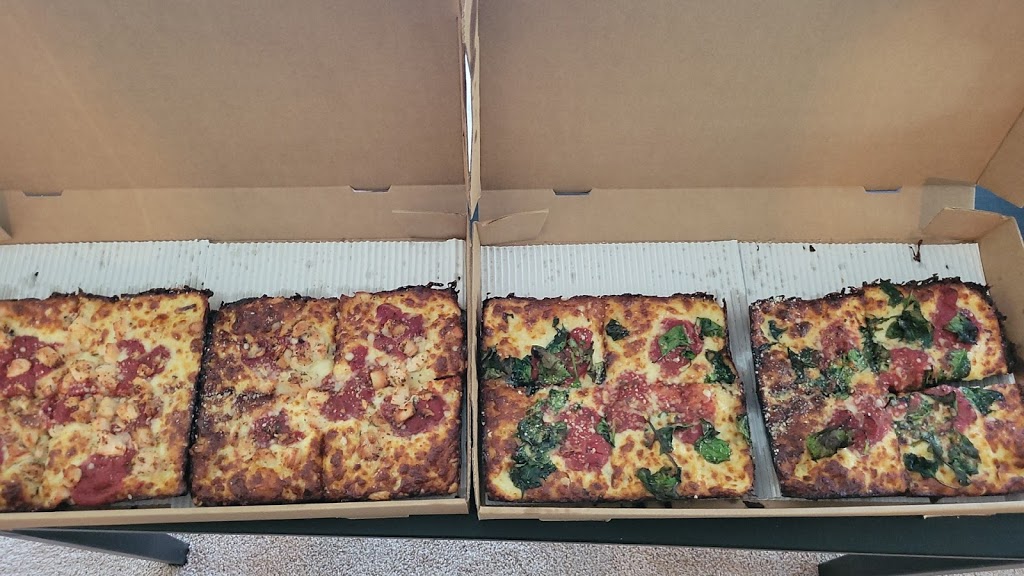 Comos | restaurant | 4135 W Maple Rd, Bloomfield Twp, MI 48301, USA | 2489974779 OR +1 248-997-4779