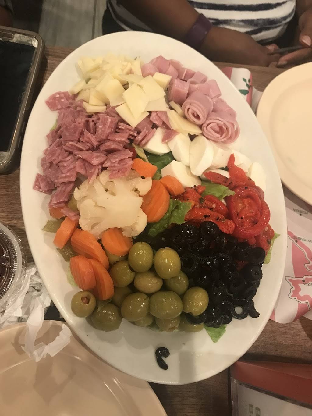 Krispy Pizza | restaurant | 2590 County Rd 516, Old Bridge, NJ 08857, USA | 7326799600 OR +1 732-679-9600