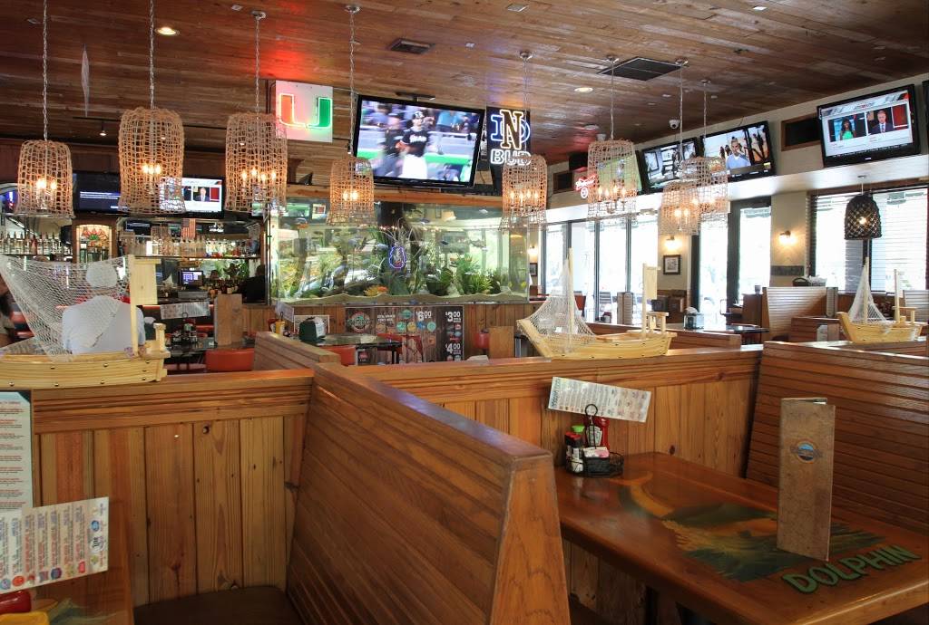 Quarterdeck Restaurants | restaurant | 3155 S University Dr, Davie, FL 33328, USA | 9544527676 OR +1 954-452-7676