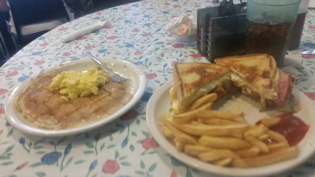 Ks Outback | restaurant | 313 W Brodhead St, Orfordville, WI 53576, USA | 6088792716 OR +1 608-879-2716