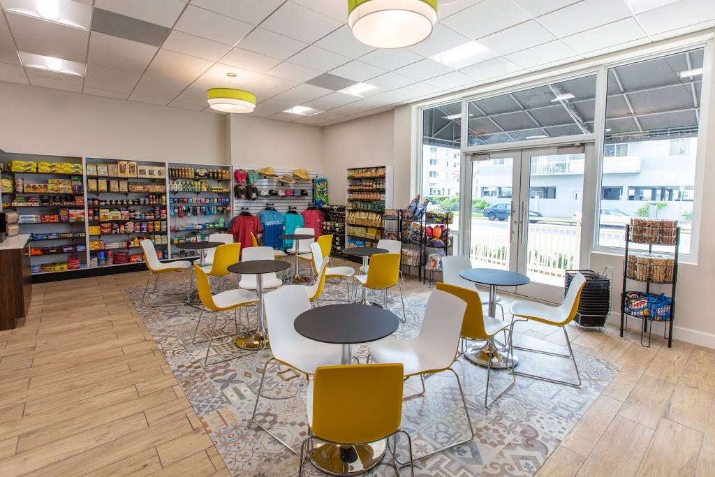 Fresco Cafe | cafe | 3611 Collins Ave, Miami Beach, FL 33140, USA | 3055328831 OR +1 305-532-8831