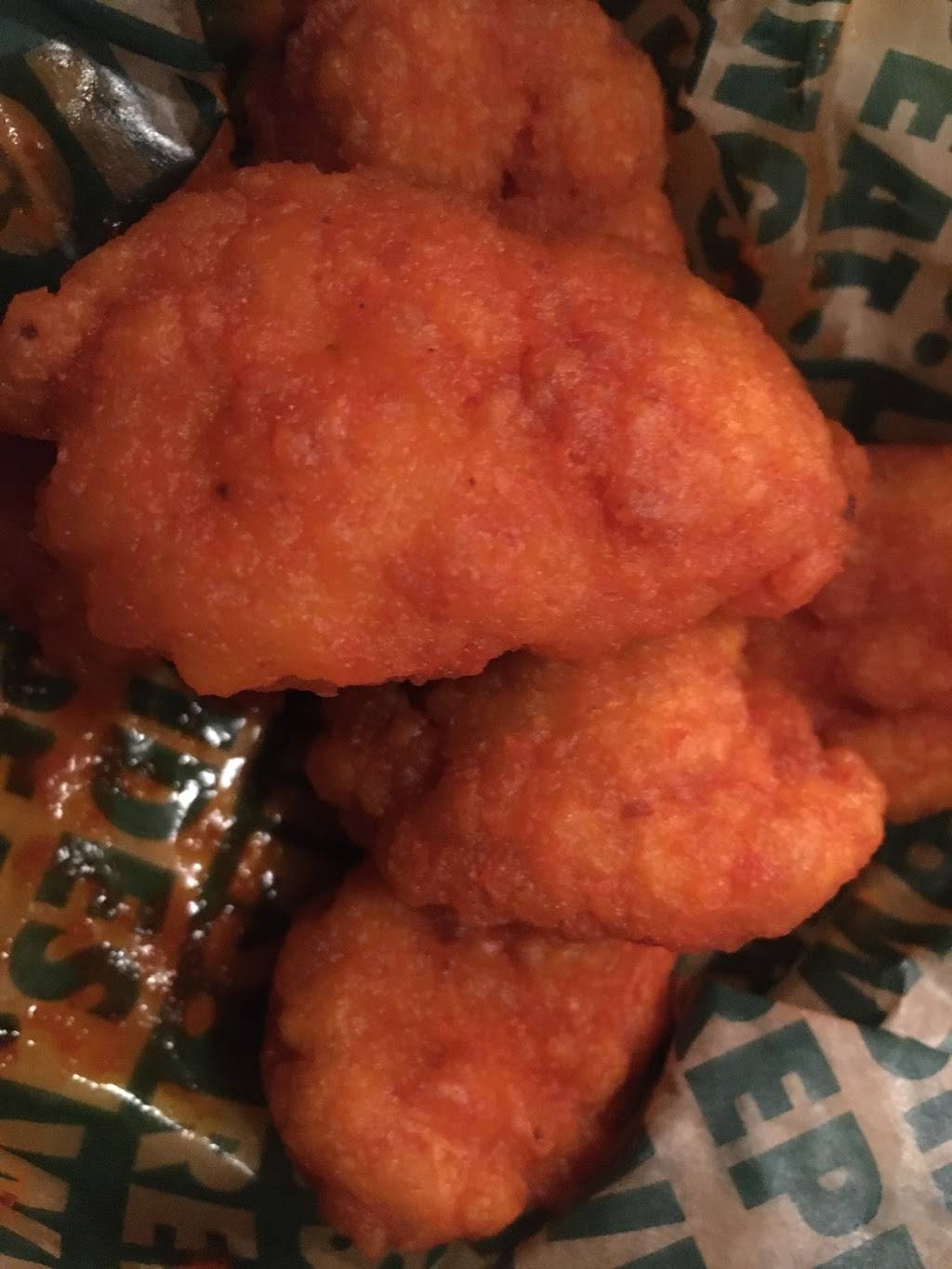 Wingstop | restaurant | 1928 Portage Trail, Cuyahoga Falls, OH 44223, USA | 3304224477 OR +1 330-422-4477