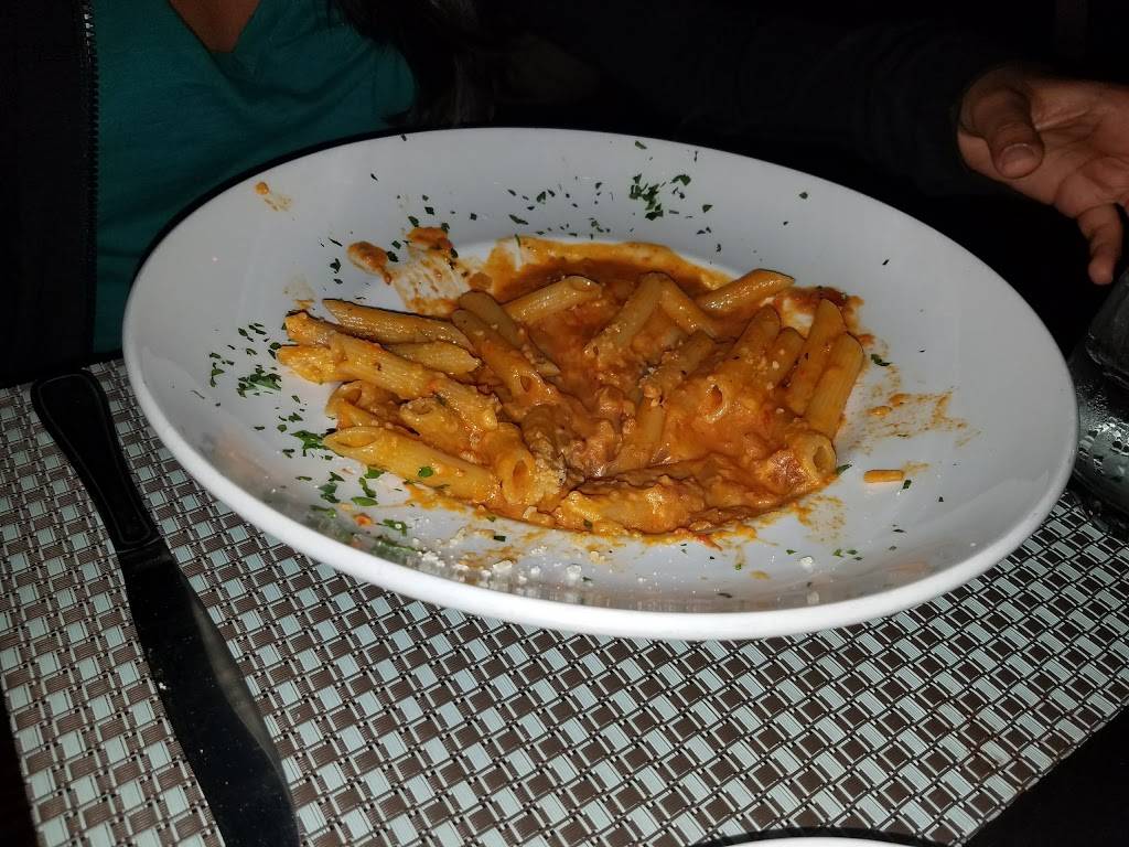 Tommys Place | restaurant | 2827 E Bell Rd, Phoenix, AZ 85032, USA | 6023686113 OR +1 602-368-6113