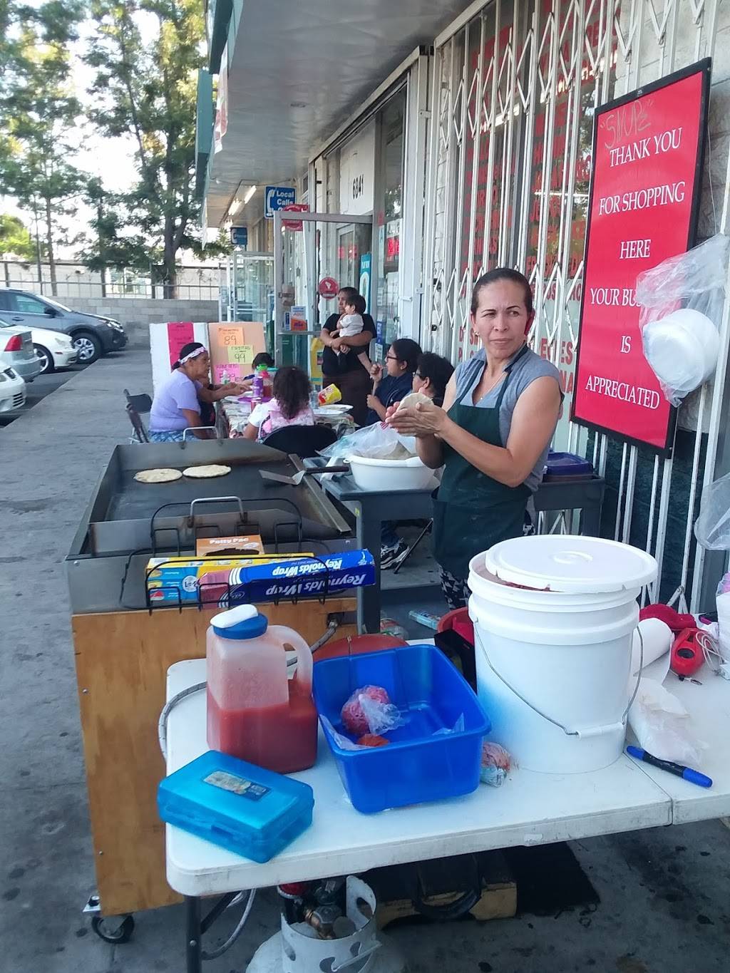 Pupuseria " EL PASO ALEGRÉ " | restaurant | 6841 Lennox Ave, Van Nuys, CA 91405, USA | 8187708900 OR +1 818-770-8900