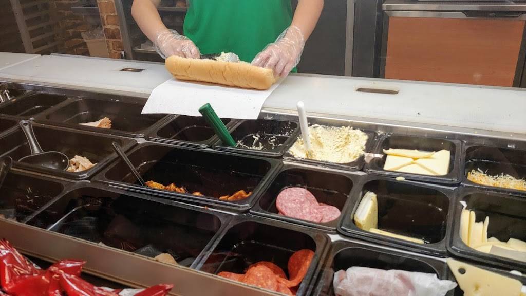 Subway | meal takeaway | 3300 S State St Bldg B S, Salt Lake City, UT 84115, USA | 8017461501 OR +1 801-746-1501