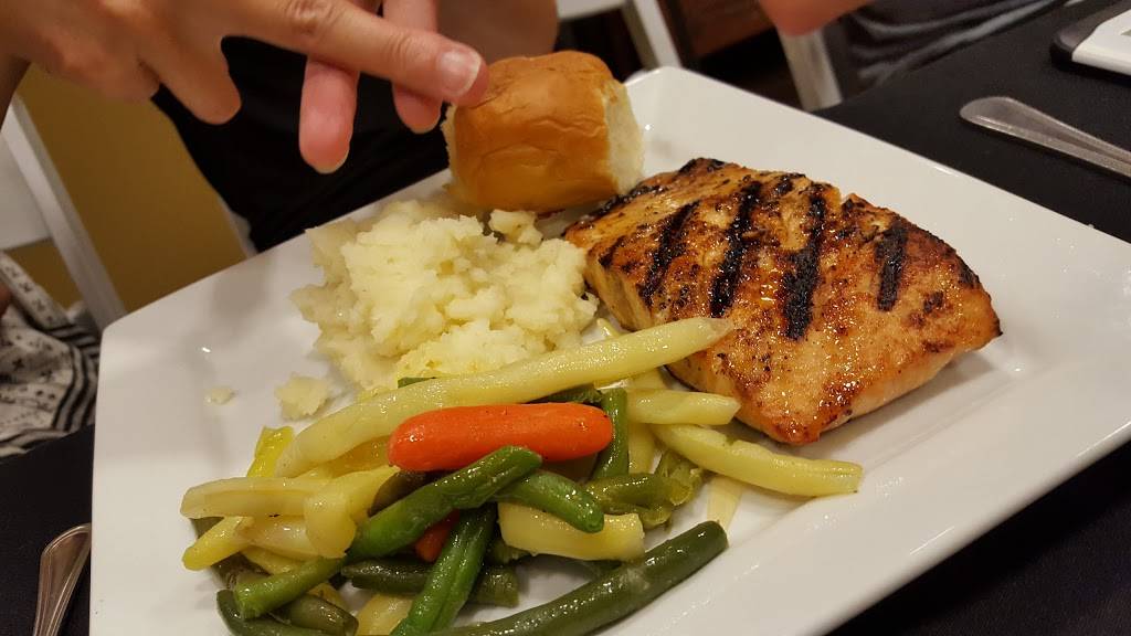 4 ONE 8 Bar and Grill | restaurant | 418 Court St, Beatrice, NE 68310, USA | 4022303400 OR +1 402-230-3400