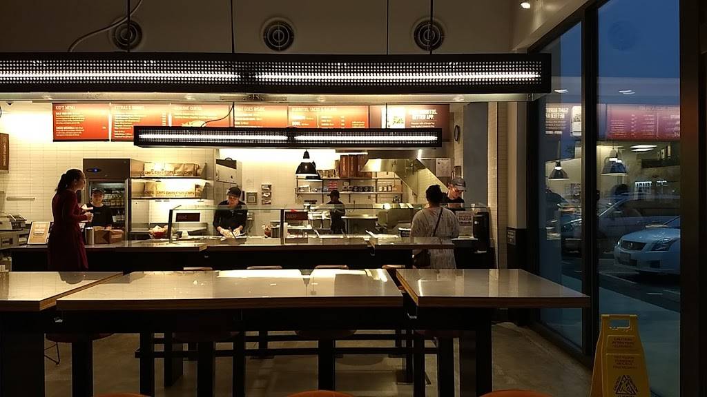 Chipotle Mexican Grill | restaurant | 1758 3rd St S, Jacksonville Beach, FL 32250, USA | 9042497277 OR +1 904-249-7277