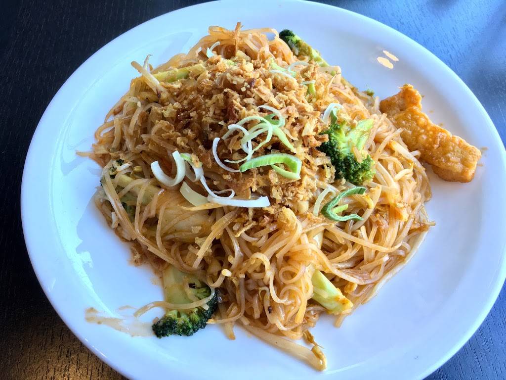 Kungfu Bistro | restaurant | 1110 Carp Rd #150, Stittsville, ON K2S 0T2, Canada | 6138316808 OR +1 613-831-6808