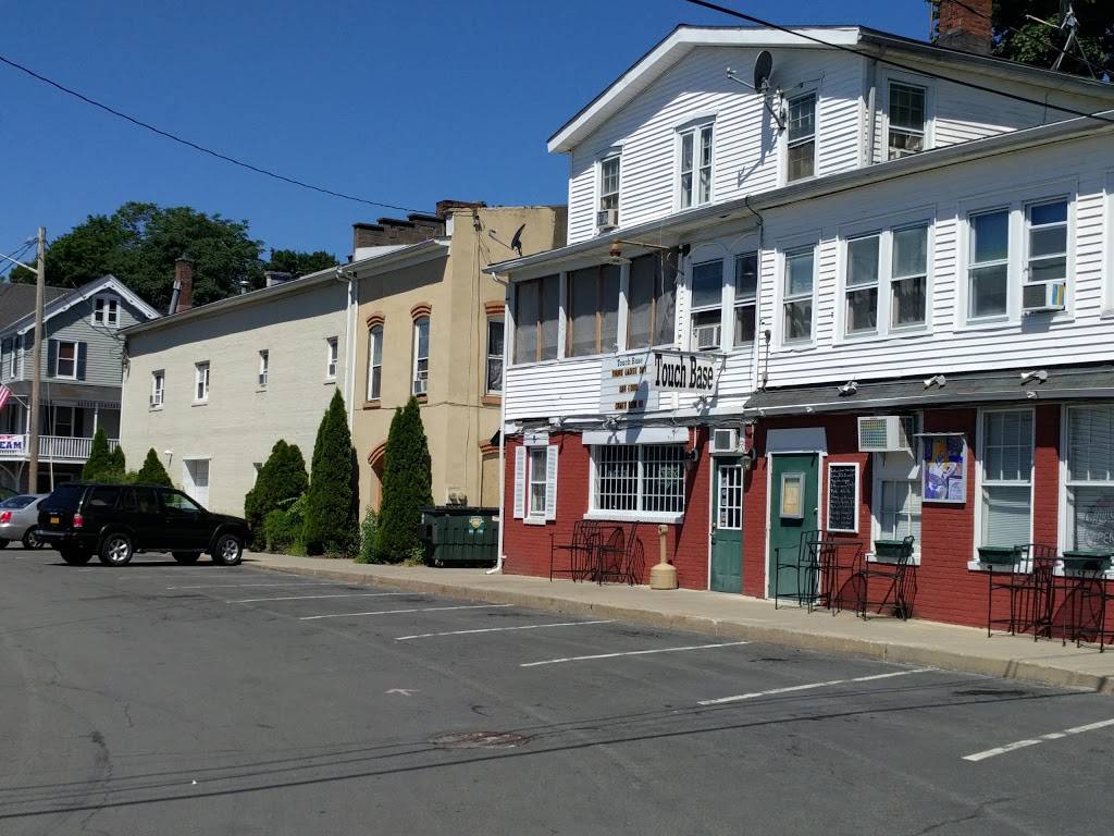 Touch Base | restaurant | 9 Winkler Pl, Chester, NY 10918, USA | 8454692688 OR +1 845-469-2688