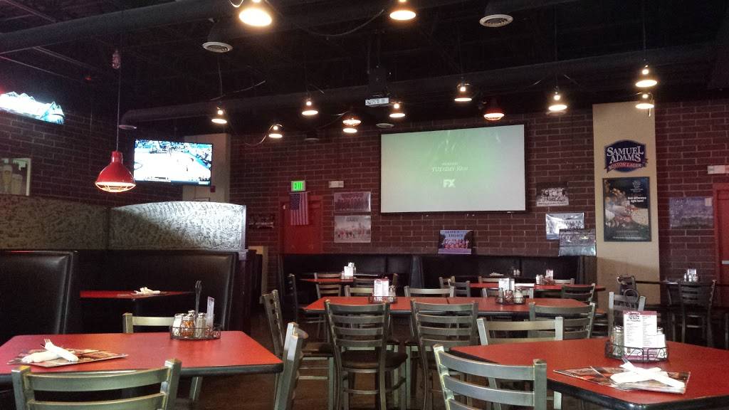 Lil Riccis | restaurant | 16526 Keystone Blvd, Parker, CO 80134, USA | 3032207422 OR +1 303-220-7422