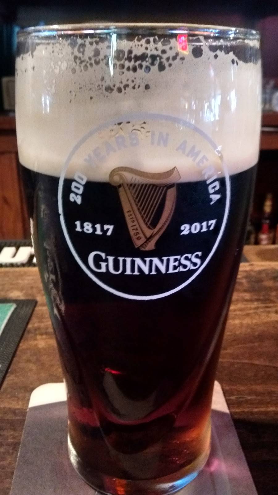 Shamrock Bar & Grill | restaurant | 2633 West Coast Hwy C, Newport Beach, CA 92663, USA | 9496315633 OR +1 949-631-5633