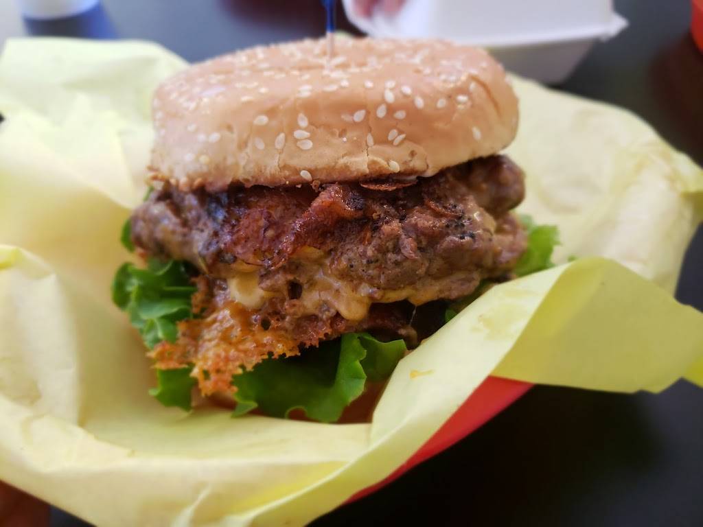 Lulas Neighborhood Grill | restaurant | 4821 Yosemite Blvd, Modesto, CA 95357, USA | 2095260009 OR +1 209-526-0009