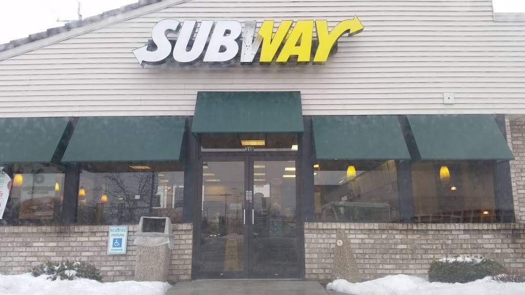 Subway | restaurant | 319 Racine St, Menasha, WI 54952, USA | 9207255760 OR +1 920-725-5760