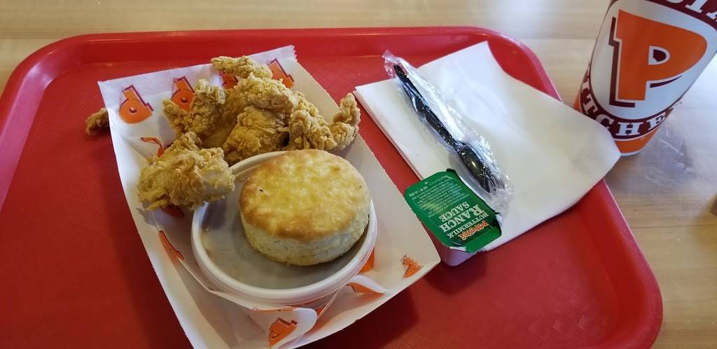 Popeyes Louisiana Kitchen | restaurant | 9255 Lyndale Ave S, Bloomington, MN 55420, USA | 9524176540 OR +1 952-417-6540